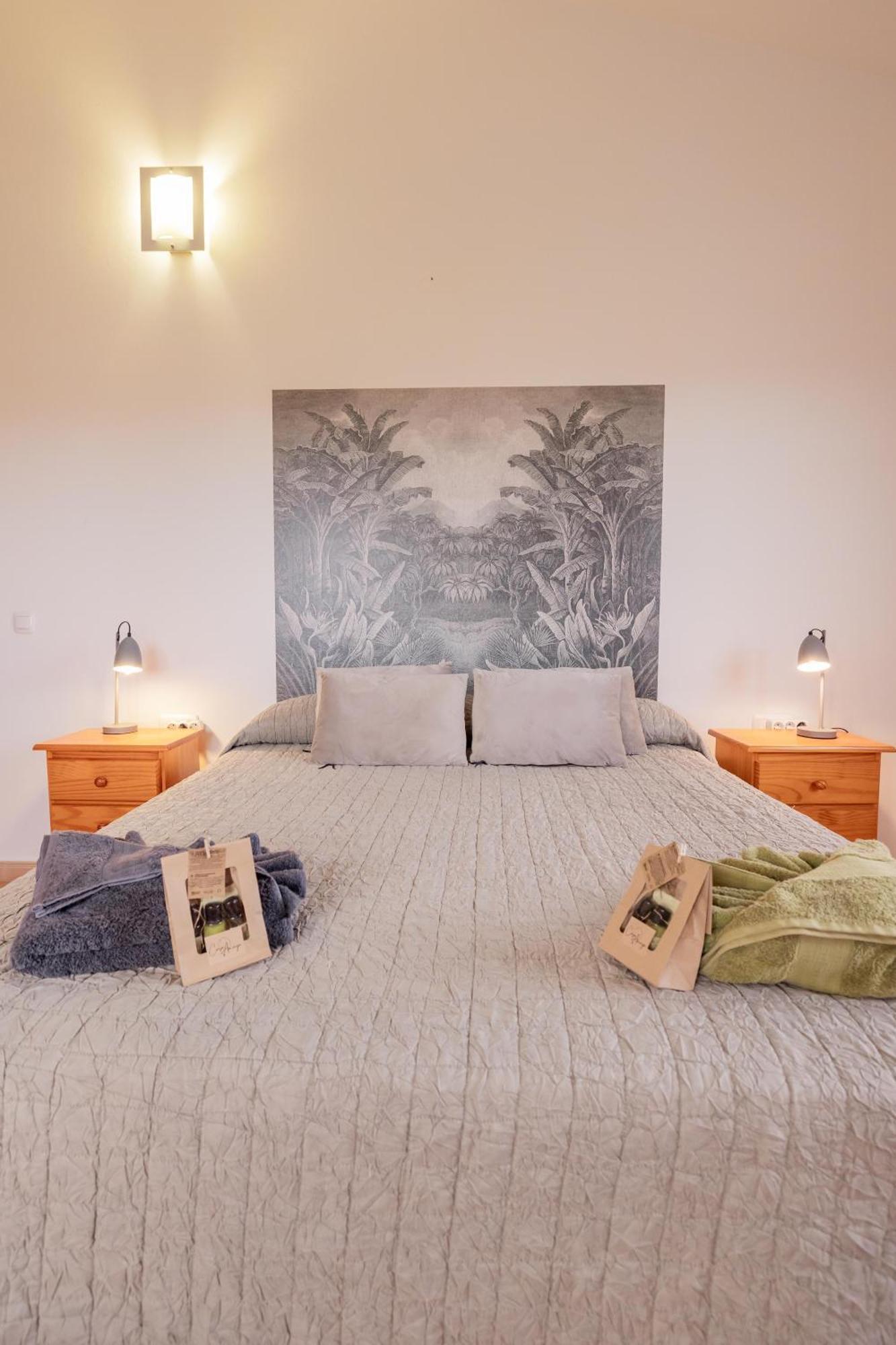 Casa Amaya - Spacious House With Pool, Large Garden, Bbq, 2 Terraces, And Ideal Location El Charco  Esterno foto