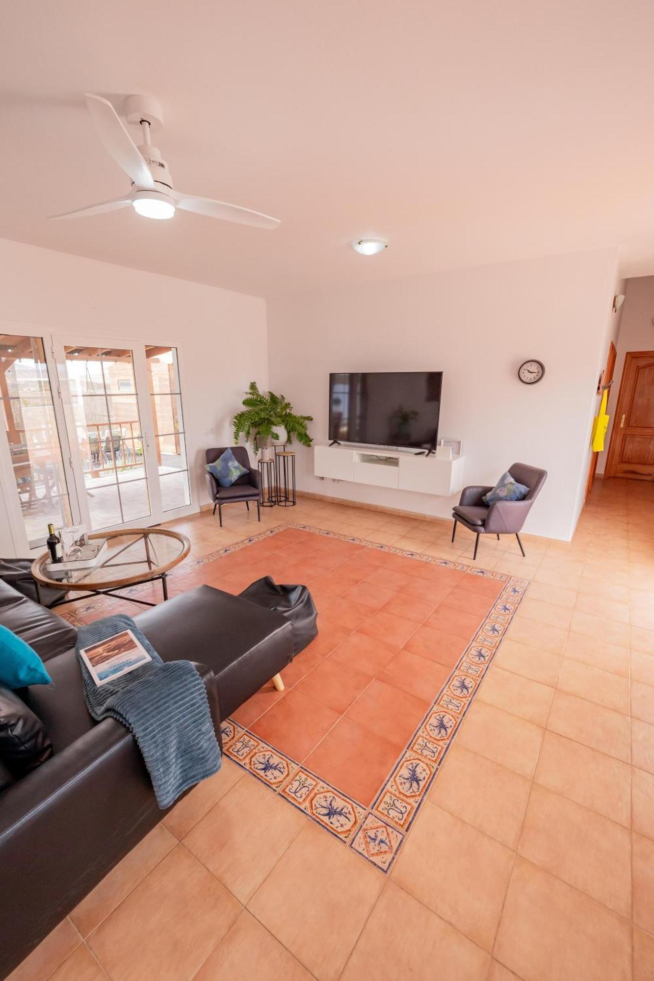 Casa Amaya - Spacious House With Pool, Large Garden, Bbq, 2 Terraces, And Ideal Location El Charco  Esterno foto